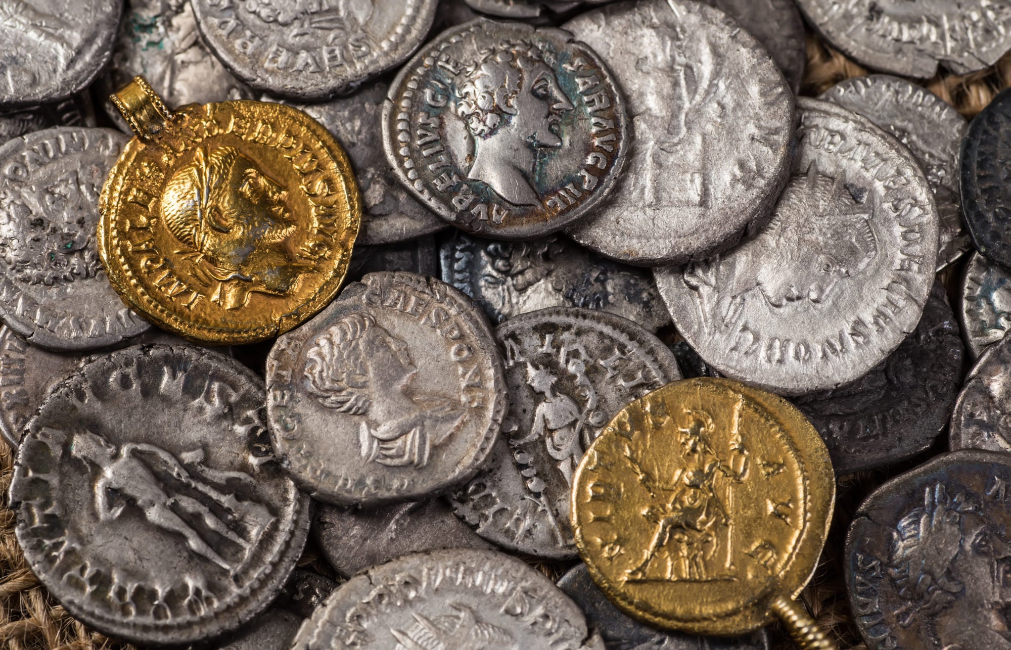 WHAT ARE ANCIENT ROMAN COINS