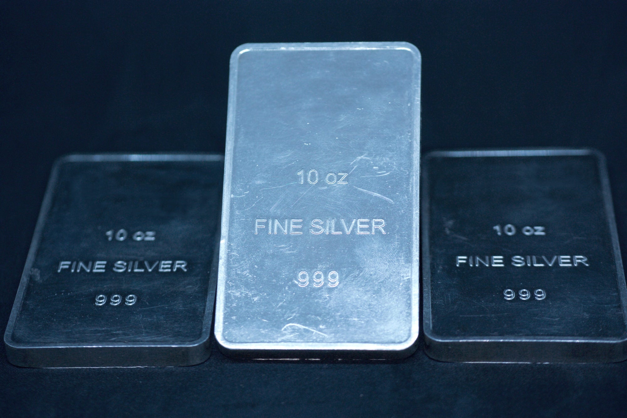 8 FACTS YOU NEED TO KNOW ABOUT 10 OZ SILVER BARS